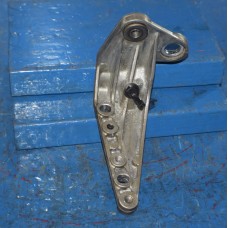 DETROIT DIESEL DD15 ENGINE MOUNTING SUPPORT BRACKET A4720980539 ---->> 6220